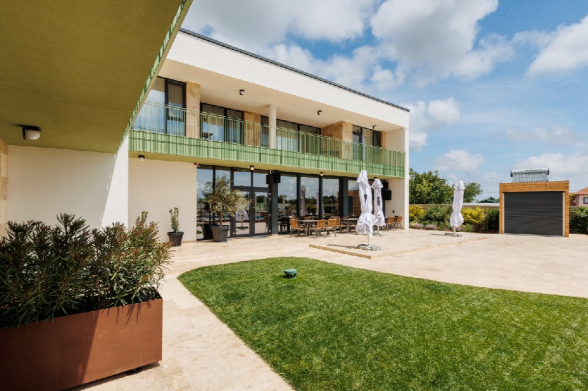 Hypnose Resort By the Sea: un refugiu exclusivist între natură sălbatică și eleganță